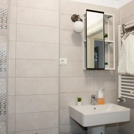 公寓 Lazo Two Room- Luxury 布加勒斯特