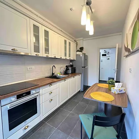 公寓 Lazo Two Room- Luxury