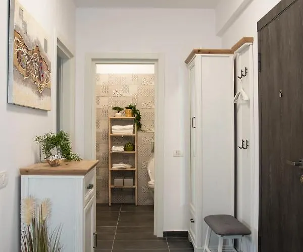 Lazo Two Room- Luxury Apartamento