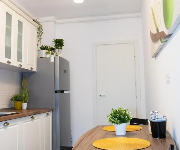 Lazo Two Room- Luxury Apartamento