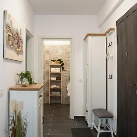 Lazo Two Room- Luxury Apartmán