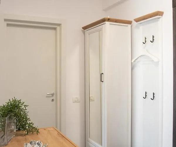 Lazo Two Room- Luxury Bukarest