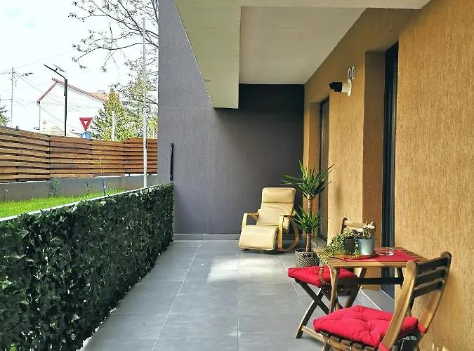 Lazo Two Room- Luxury Apartman *