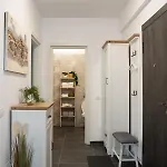 Lazo Two Room- Luxury شقة