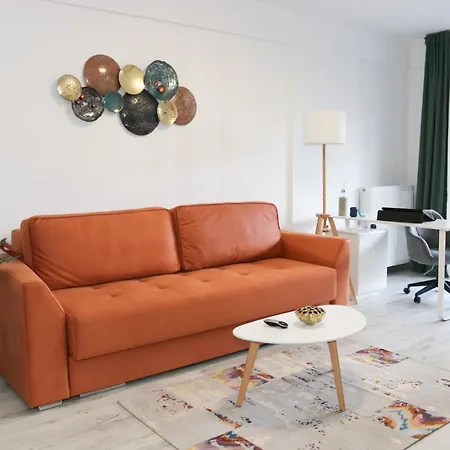 Lazo Two Room- Luxury شقة
